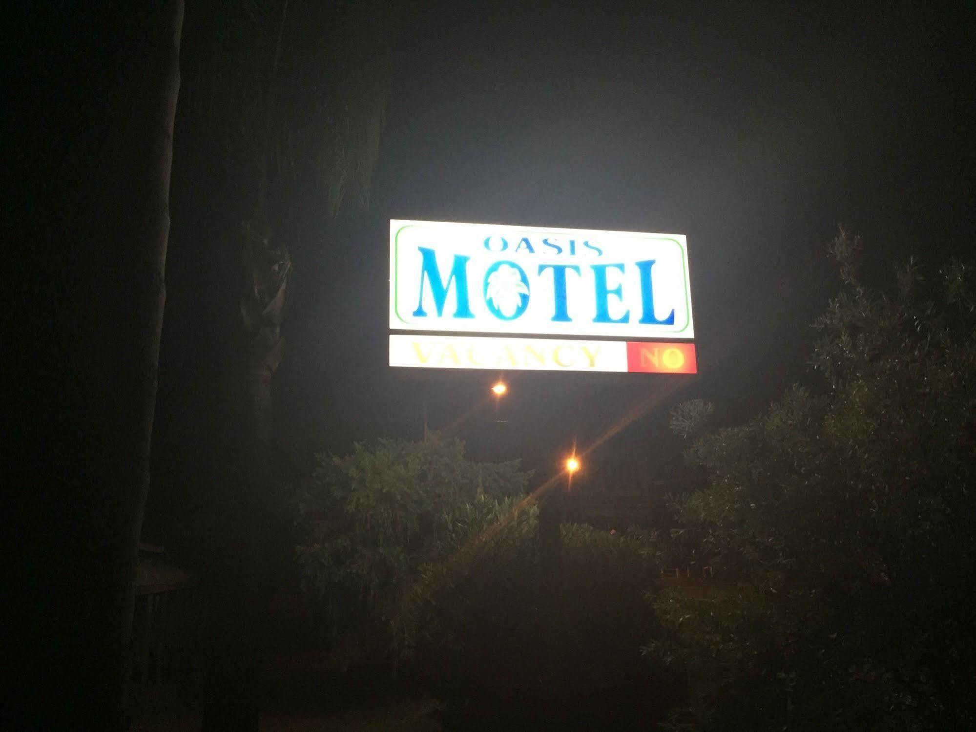 Oasis Motel Peak Hill Exteriör bild